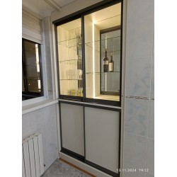 Шкаф на балкон с витриной  А-30